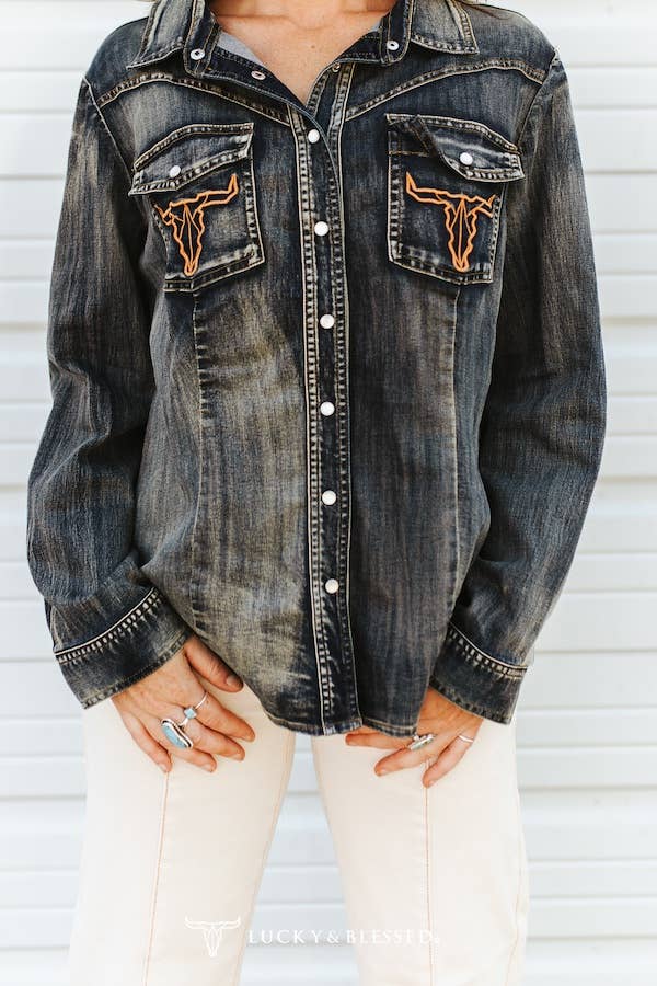 Vintage Denim Wash Cowskull Embroidered Poclet Shirt