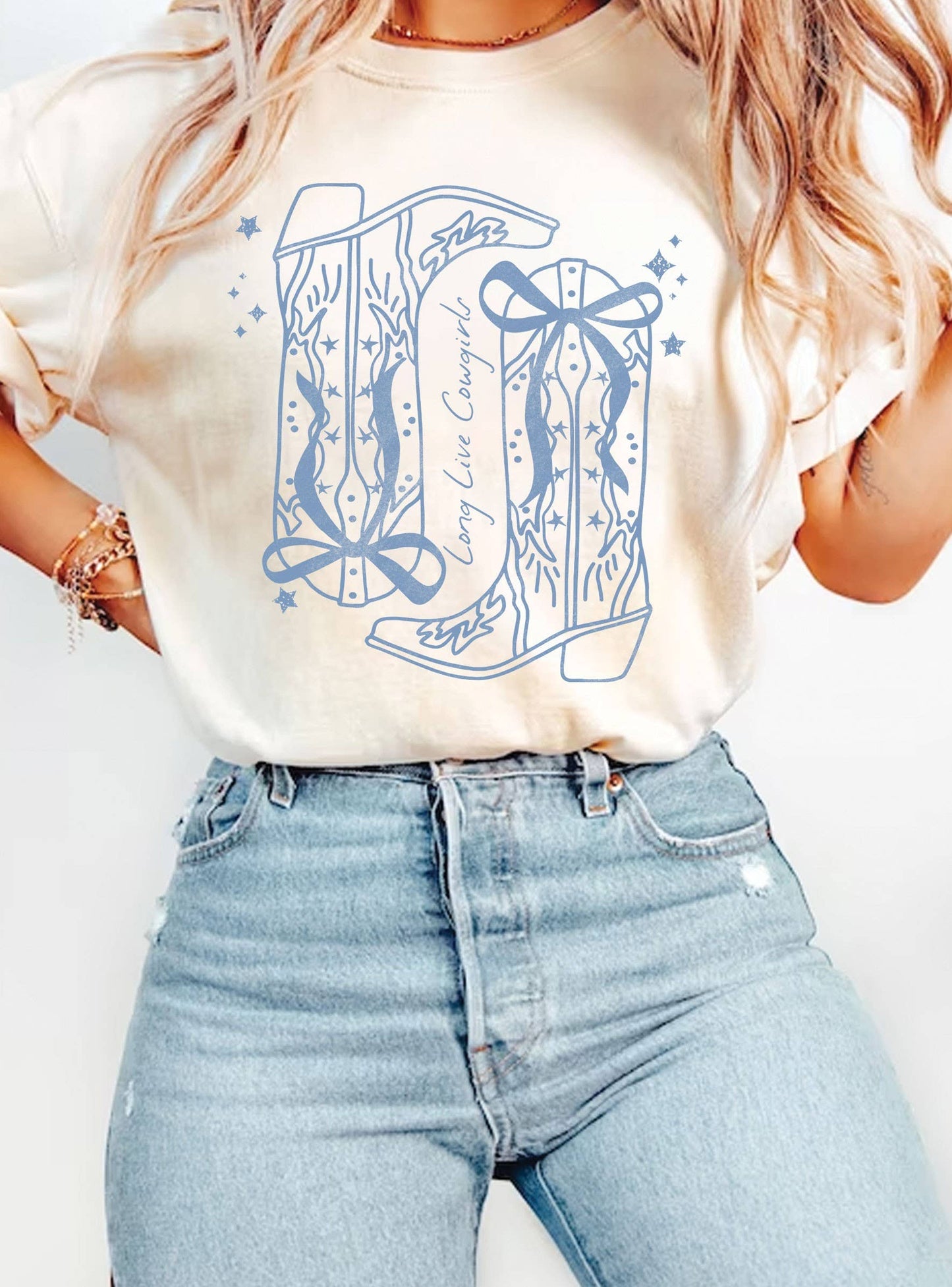 LONG LIVE COWGIRLS WESTERN RIBBON BOW BOOTS GRAPHIC TSHIRTS