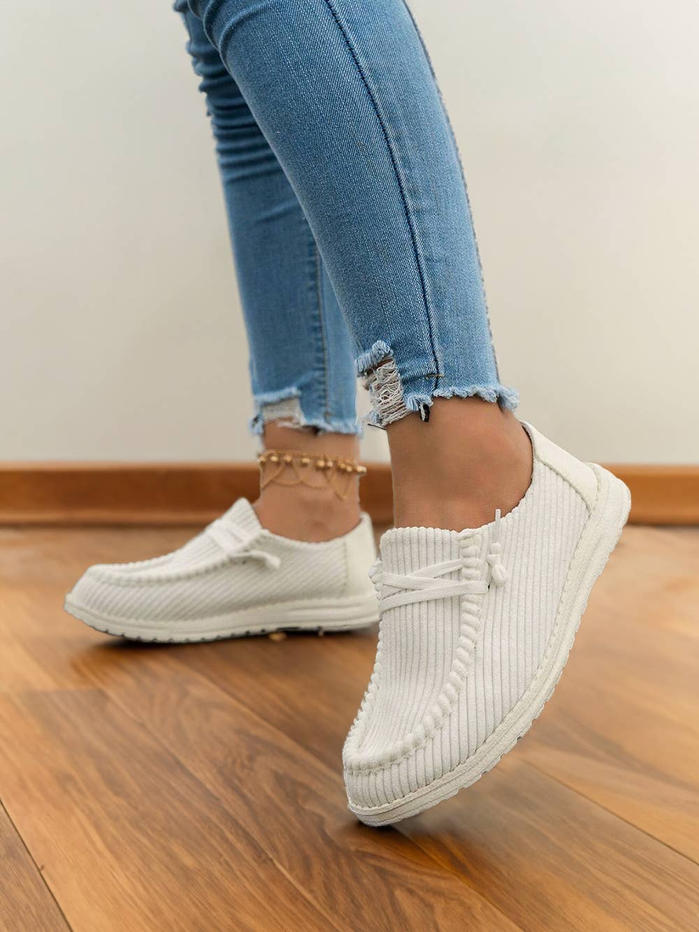 Solid Ribbed Criss Cross Slip On Casual Shoes