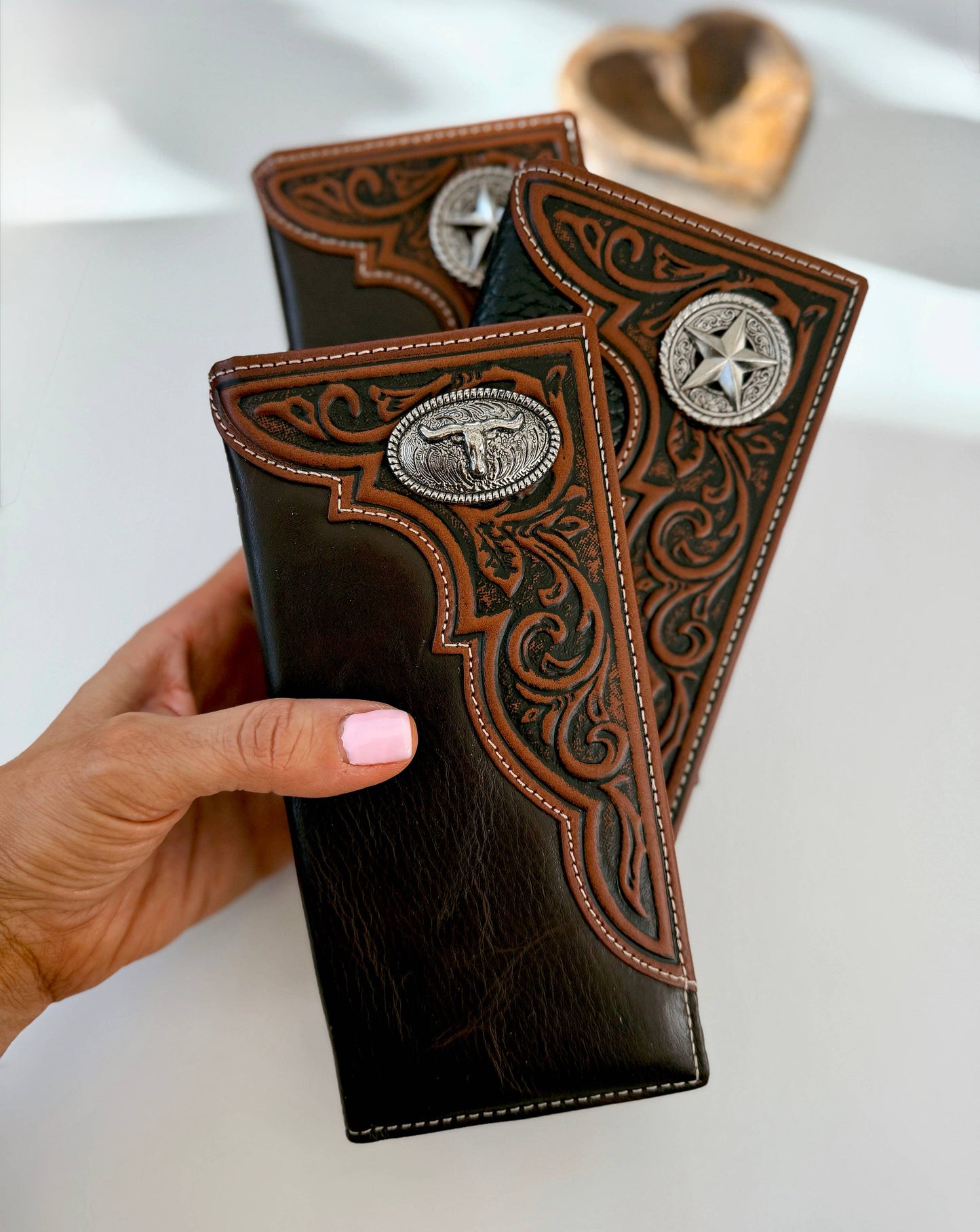Genuine Tooled Leather Bi-Fold Wallet | Longhorn Star