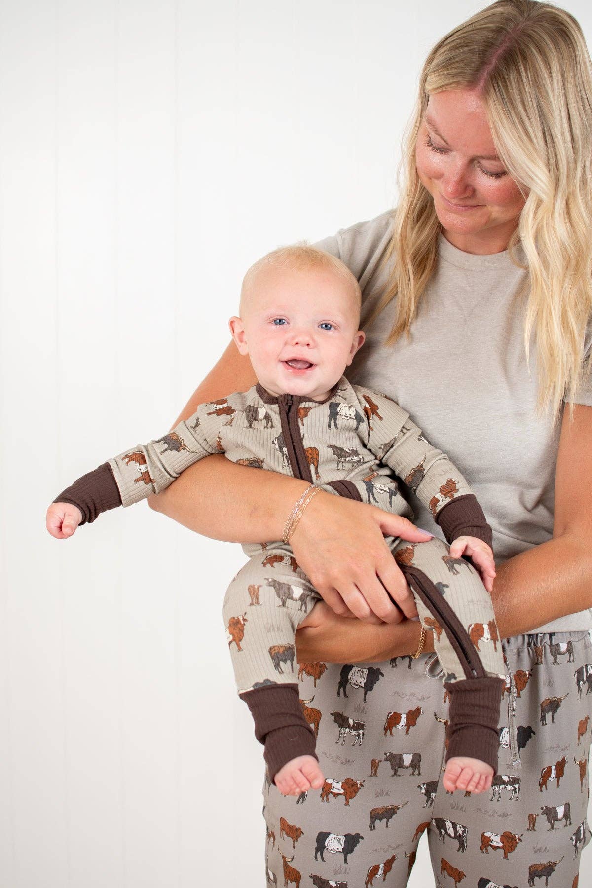 Vintage Cattle Ribbed Cotton Baby Zippy